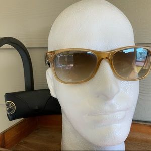 RayBan New Wayfarer sunglasses